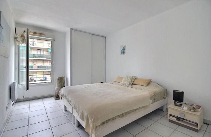 Appartement À Vendre — photo 4