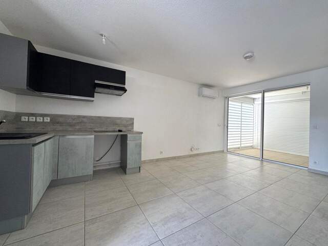 STUDIO EN REZ-DE-JARDIN À VENDRE SUR CUL-DE-SAC, SAINT-MARTIN (97150) — photo du bien