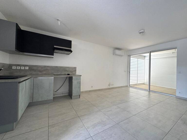 STUDIO EN REZ-DE-JARDIN À VENDRE SUR CUL-DE-SAC, SAINT-MARTIN (97150) — photo 1