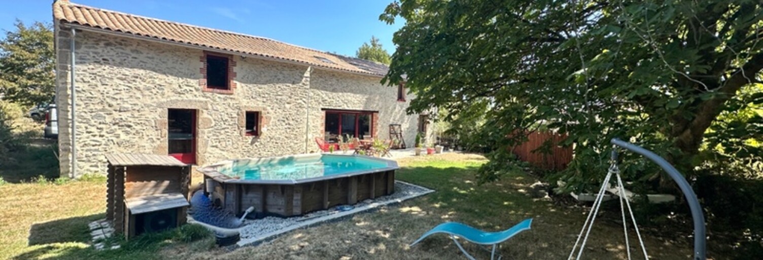 Maison 6 Pièces 142 m² à vendre à Les Brouzils (85260)