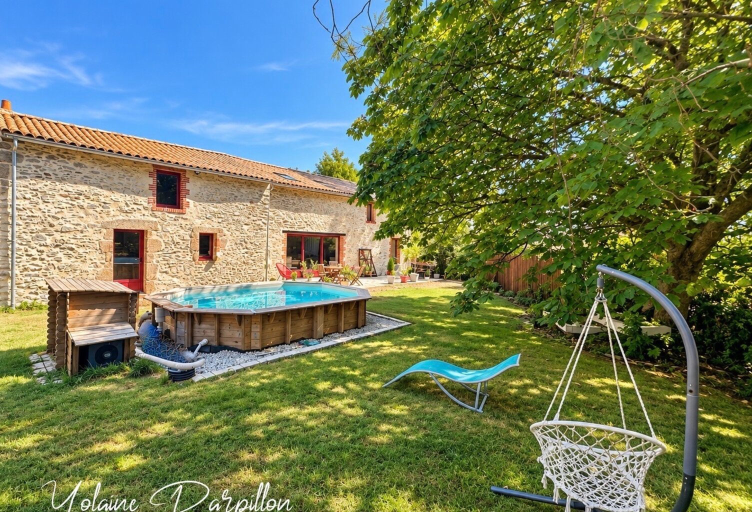 Longère avec 4 chambres et piscine - LES BROUZILS (85) — photo 1