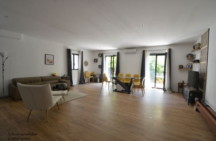 Maison à vendre 5 pièces SALON DE PROVENCE (13)209M² avec extérieurs et garage — photo 2