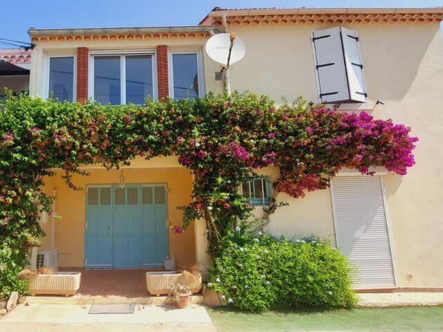 Maison à vendre 6 pièces LE LAVANDOU-SAINT CLAIR (83) — photo du bien