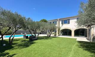 Maison 8 Pièces 280 m² à vendre à Saint-Maximin (30700)