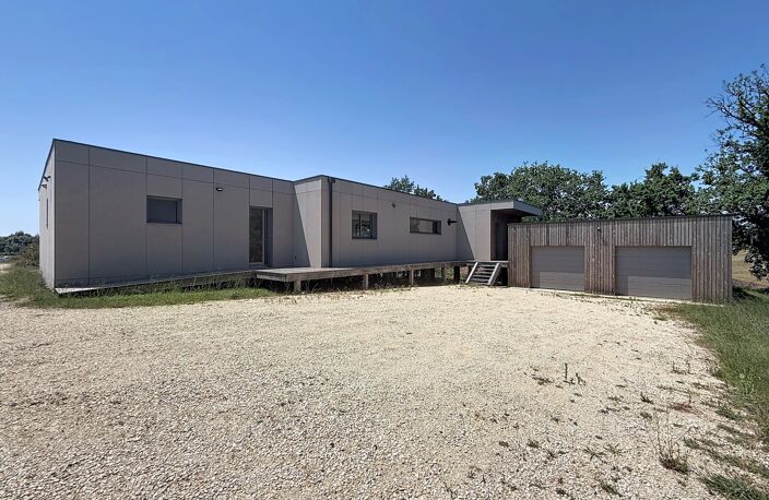 Maison à vendre plain-pied en bois de 149 m², 5 pièces, piscine, 2 garages - BERGERAC (24) — photo 4