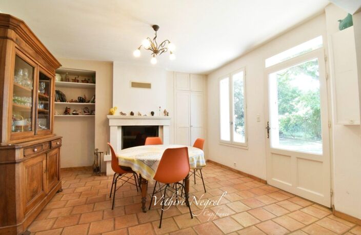 Propriété à vendre 8 pièces et annexe  MOURIES (13) — photo 4