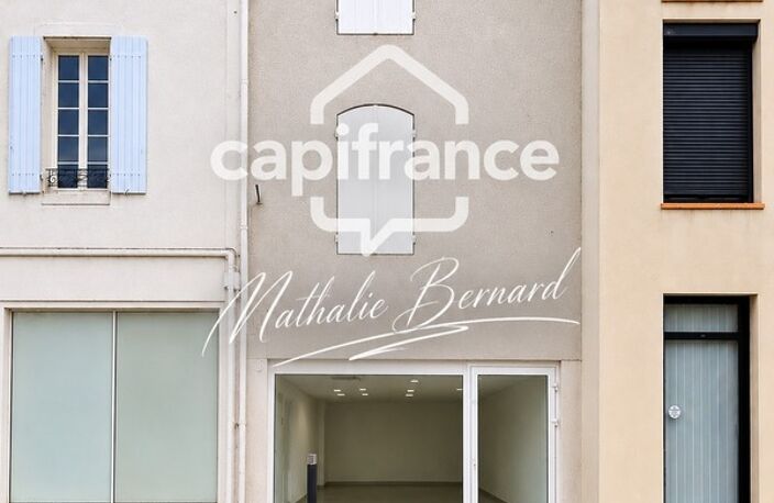 Local commercial 23 m² – Centre-ville Villeneuve-sur-Lot – Vitrine – 485 € HT/mois — photo 2