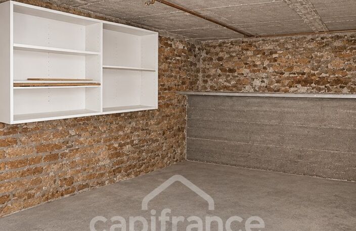 Local commercial 23 m² – Centre-ville Villeneuve-sur-Lot – Vitrine – 485 € HT/mois — photo 4