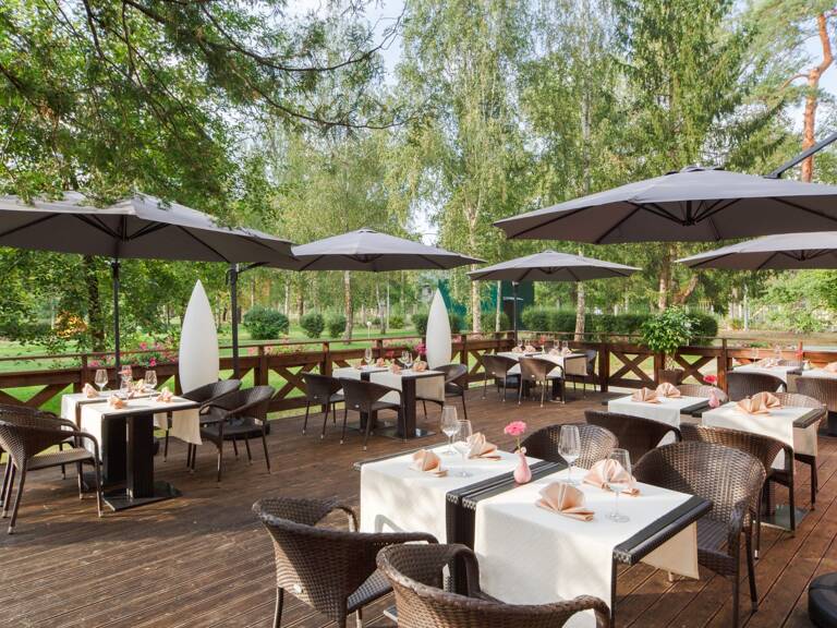 À vendre Restaurant – Etablissement (les murs) – Ain (01) 230 000€ — photo 1