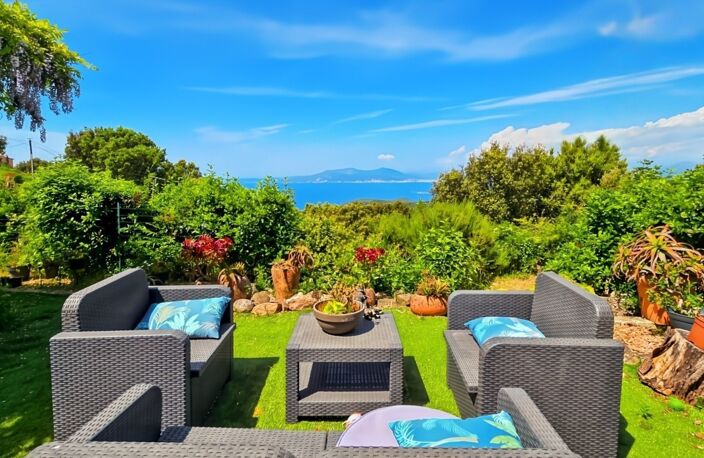 Maison de plain-pied avec vue mer – COTI-CHIAVARI (20) — photo 2