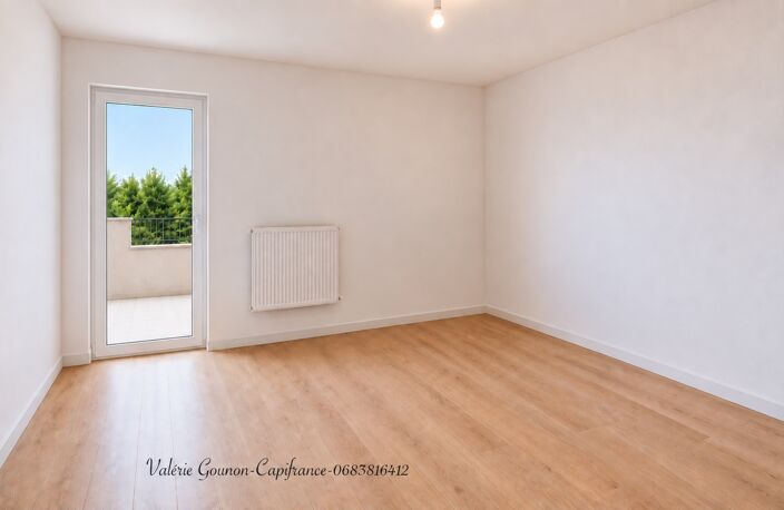 Appartement à vendre 2 pièces JUVIGNAC (34)-1 Chambre-2 Terrasses-Parking-Rez de jardin-Résidence Seniors — photo 3