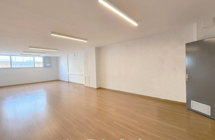 À LOUER - Bureau 34 m² hyper-centre PERPIGNAN (66) Loyer 480€ HT/HC — photo 2