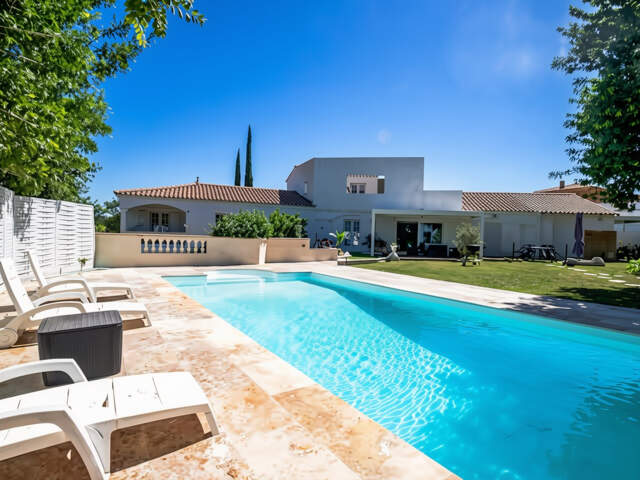 Magnifique villas avec piscine au calme — photo du bien