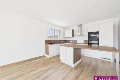 Maison 4 pièces 1600 €