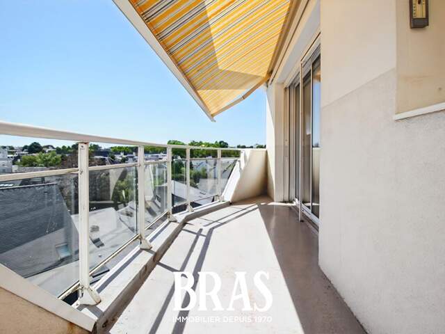 Appartement Vannes 4 pièce(s) 78.21 m2 terrasse balcon dernier étage — photo du bien