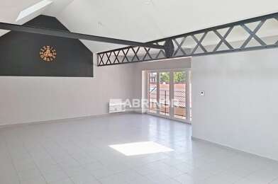 Appartement 4 pièces 168000 €