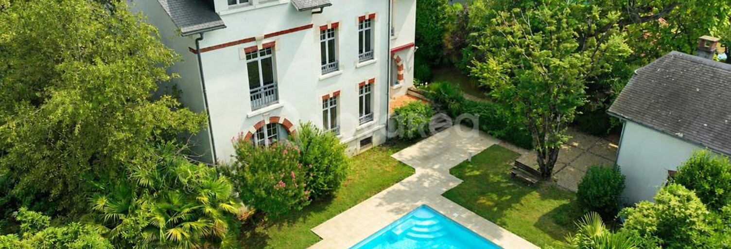 Maison 13 Pièces 300 m² à vendre à Pau (64000)