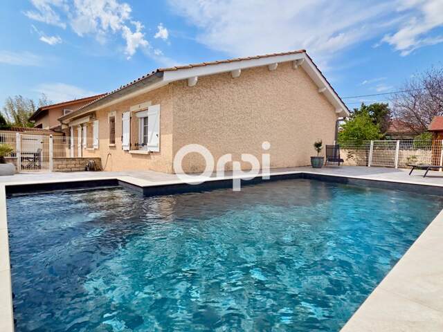 Maison À Vendre — photo du bien