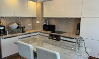 Appartement 4 Pièces 82 m² à louer à Lyon 8 (69008)