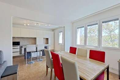 Appartement 4 pièces 1240 €
