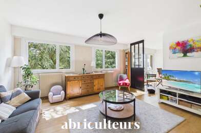 Appartement 6 pièces 299600 €