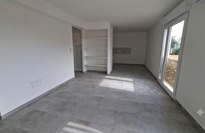Appartement T3 lumineux avec balcon à AVIGNON — photo 3