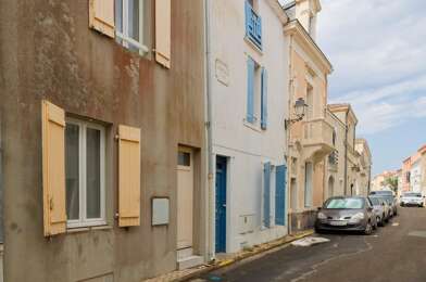 Immeuble  210000 €