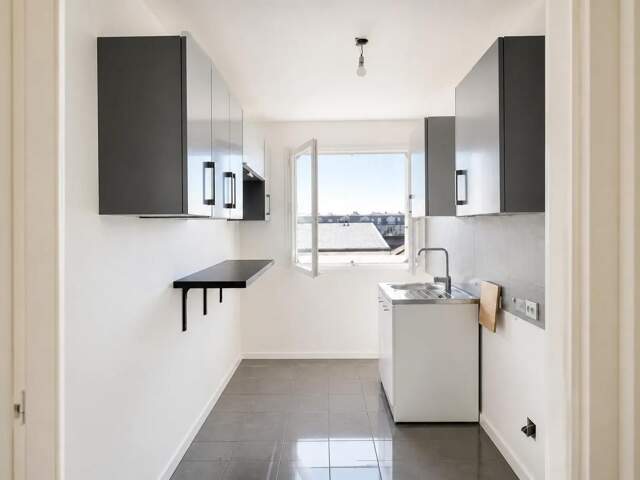 Grand T3 traversant, lumineux, avec balcon filant - 58,29 m2 — photo du bien