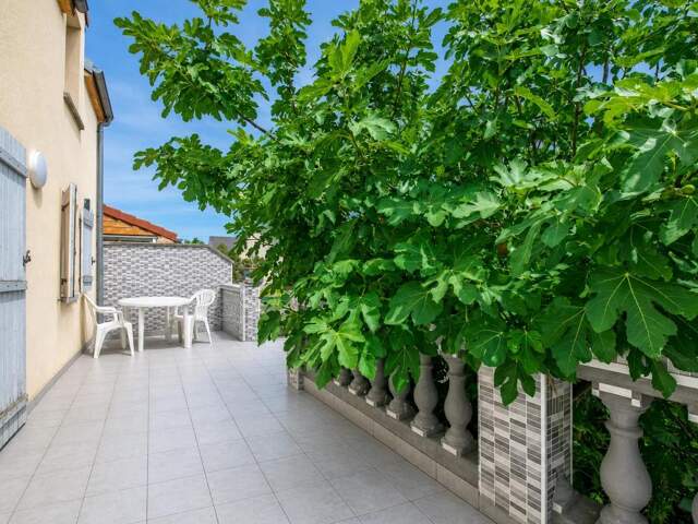Maison de 7 pièces de 130 m² situé à Meaux — photo du bien