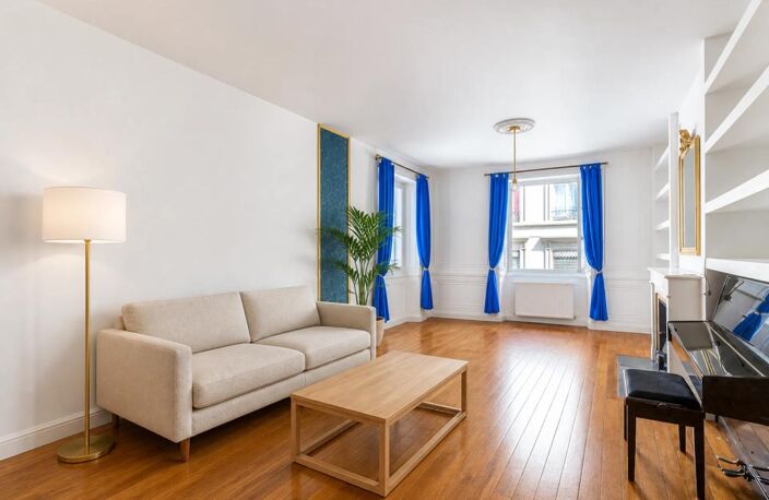 Appartement familial rénové de 107 m² - Coeur Presqu'Île Lyon 1er — photo 3