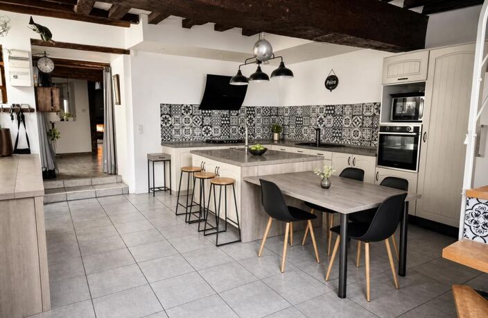 Maison de 6 pièces de 188 m² à Courcelles-la-Forêt — photo 4