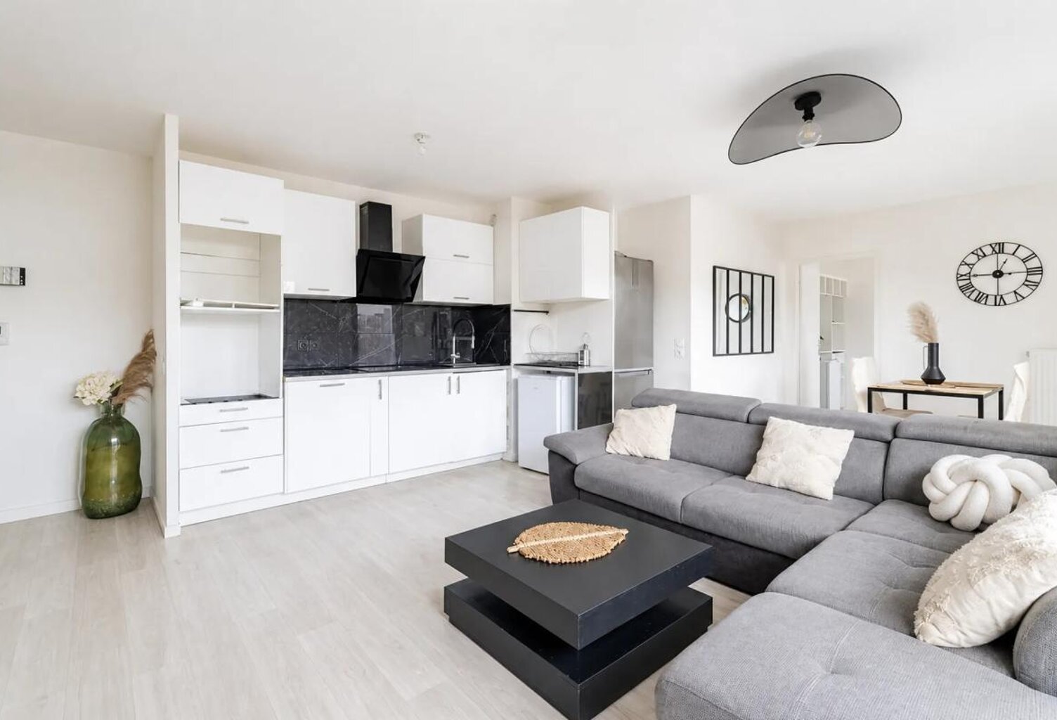 Appartement 4 pièces de 77 m² près de Houilles — photo 1