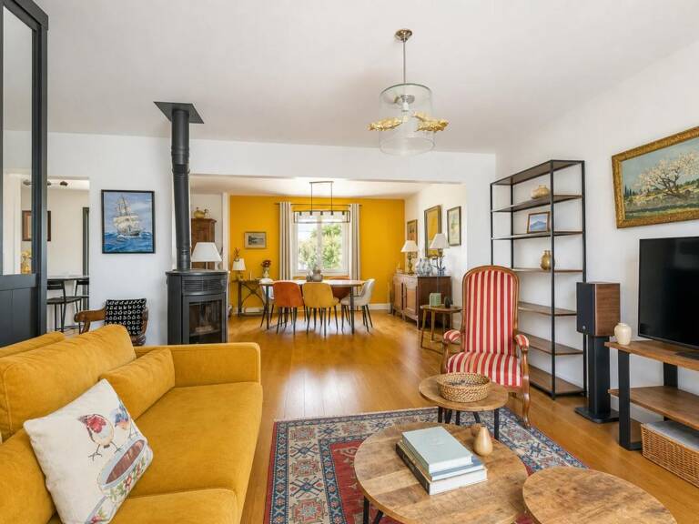 Maison de 7 pièces de 168 m² à Meslay — photo 1