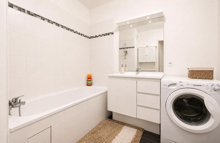 T2 (2015) 48m² Terrasse & Parking – Bois-Perrier Métro 11/ RER E — photo 5