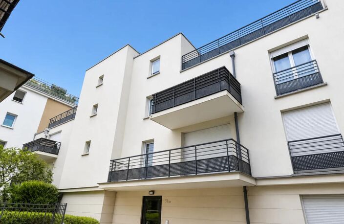 T2 (2015) 48m² Terrasse & Parking – Bois-Perrier Métro 11/ RER E — photo 4