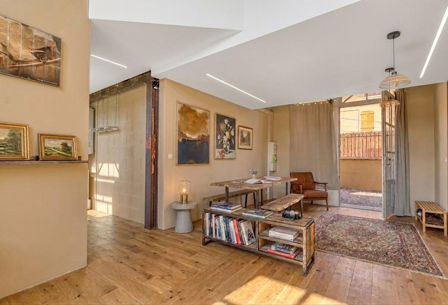 PLATEAU SEMI AMENAGE EN DUPLEX JARDIN — photo 1