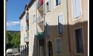 Appartement 3 Pièces 80 m² à louer à Pont-Saint-Esprit (30130)