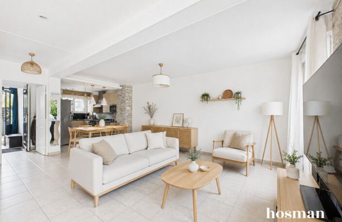 Maison mitoyenne 5 pièces de 101 m² avec jardin et terrasse, place de parking et garage à Bron centre — photo 2