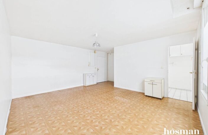 Studio de 31,51 m² avec parking en sus - Avenue Claude Debussy, Clichy — photo 3
