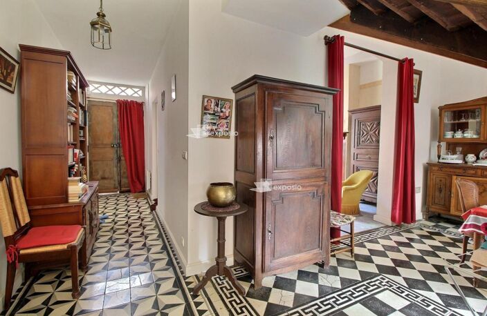 Maison de ville - avec cour intérieure -  À Vendre — photo 2