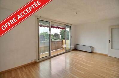 Appartement lumineux avec terrasse, garage et fort potentiel — photo du bien