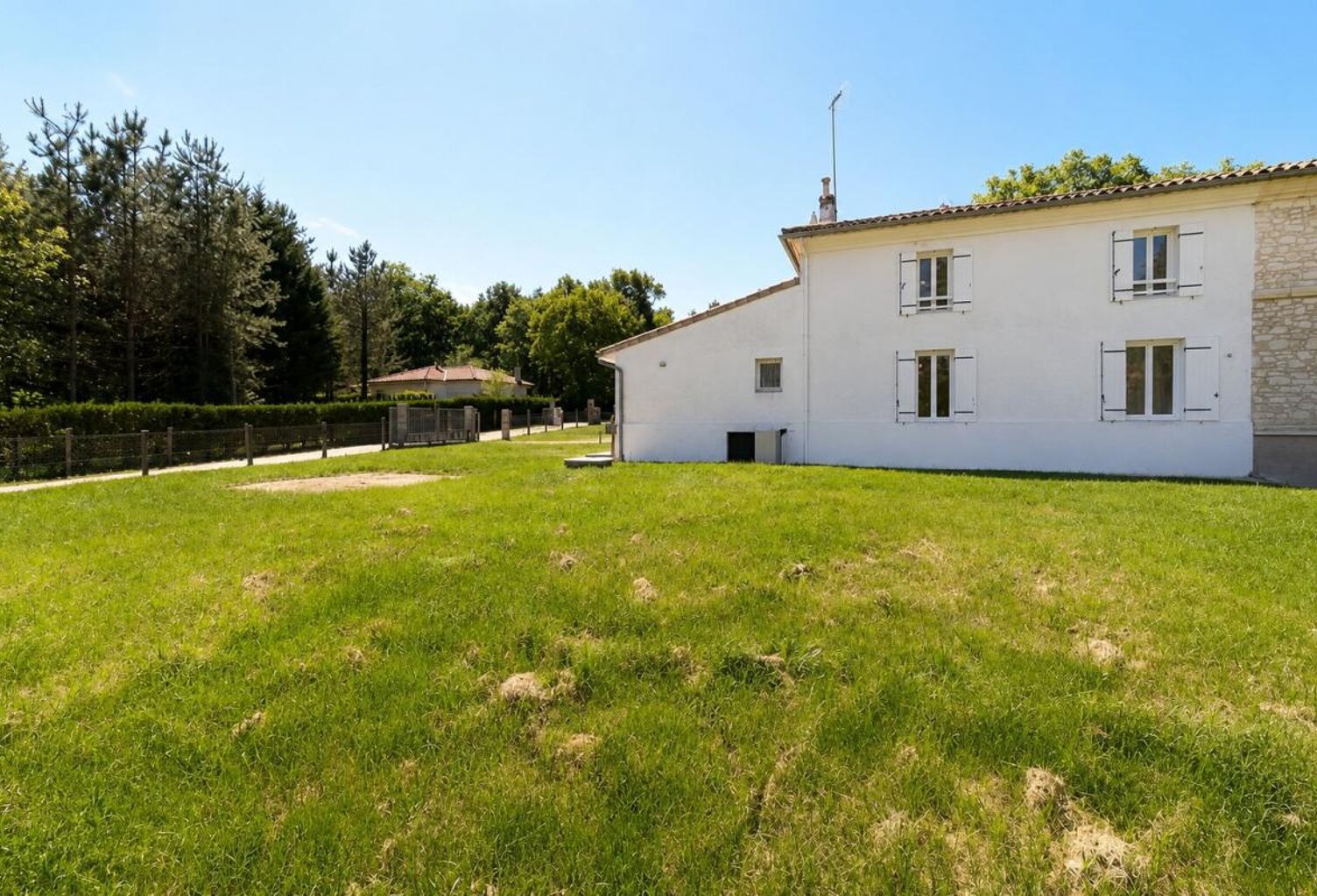 Maison À Vendre — photo 1