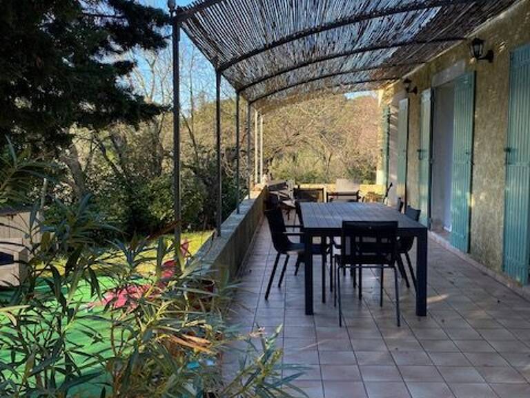NIMES Maison 5 pièces avec 1500m² de jardin sis 271 A rue Claude D'Elvincourt — photo 1