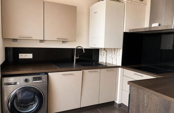MAIZIÈRES-LÈS-METZ – Appartement F3 de 63 m² avec balcon, ascenseur, cave et stationnement — photo 2