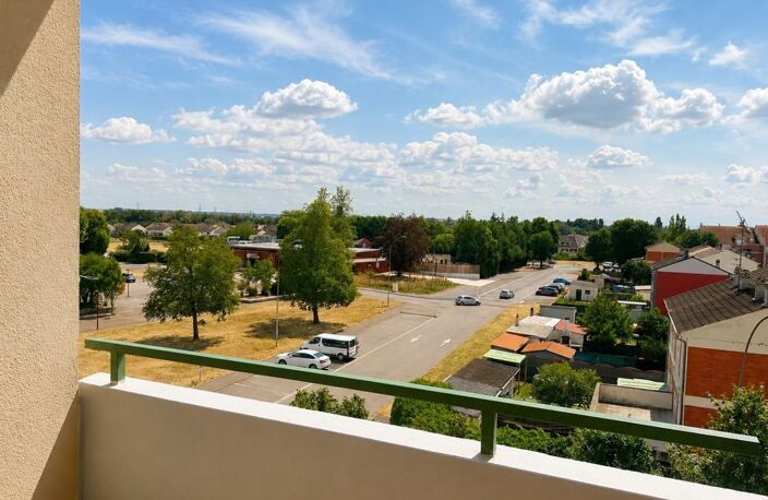 MAIZIÈRES-LÈS-METZ – Appartement F3 de 63 m² avec balcon, ascenseur, cave et stationnement — photo 3