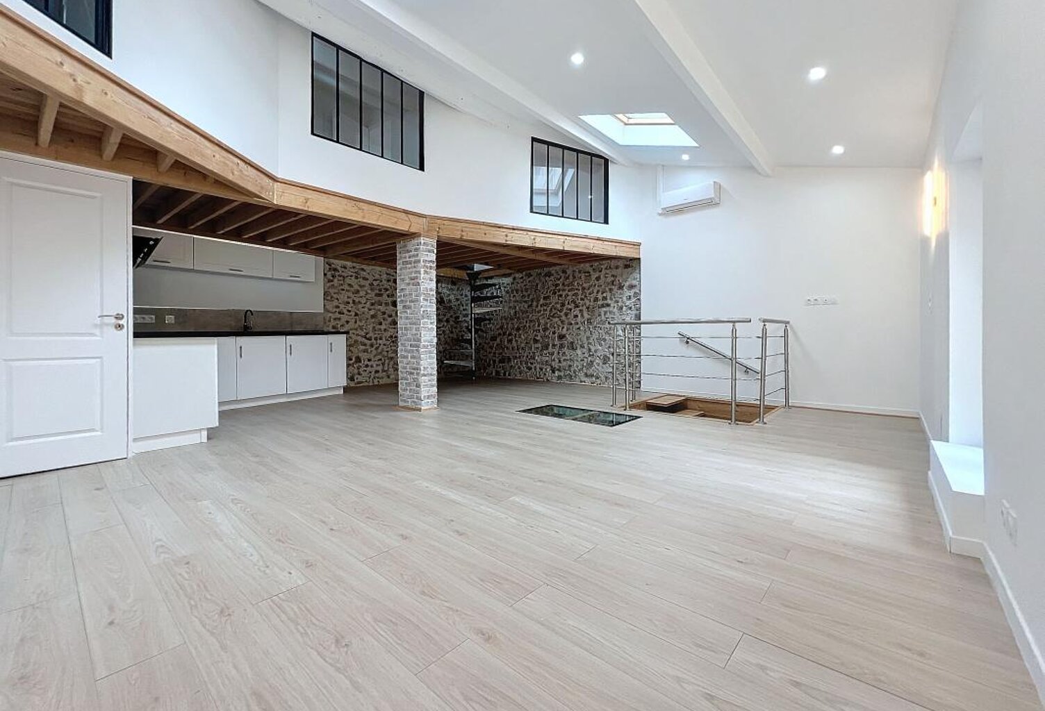 Maison de ville en 2 appartements T2 et T3 — photo 1