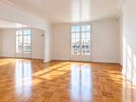 BOULEVARD DE STRASBOURG - F4 DE 160M2 - CHARME DE L'ANCIEN — photo 2