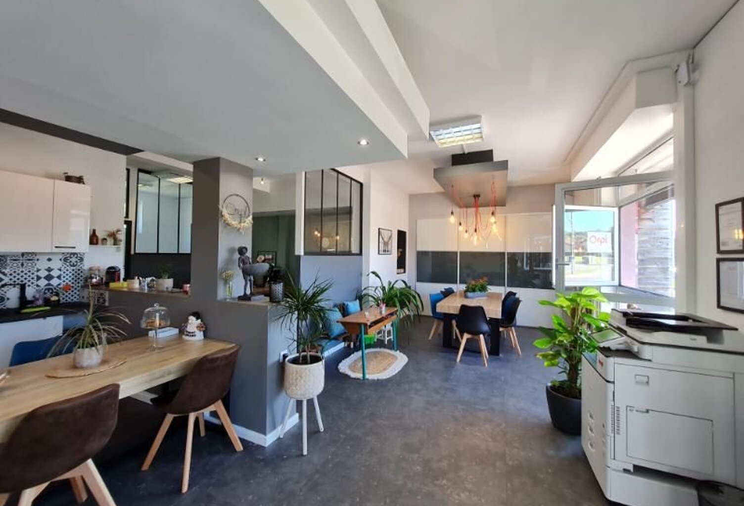 DROIT AU BAIL VALLEIRY 80 m² +70 m² de terrasse — photo 1