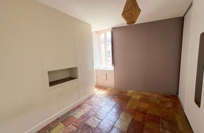 TOULOUSE HYPERCENTRE – RUE DE RÉMUSAT – CAPITOLE – VICTOR HUGO – T4 DE 105,52 m² HABITABLES – CALME – LUMINEUX — photo 4