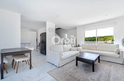 Maison À Vendre — photo du bien